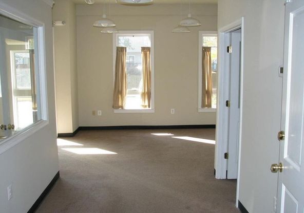 Regatta Condominiums: 400 Renfro Dr, Glen Burnie, MD 21060